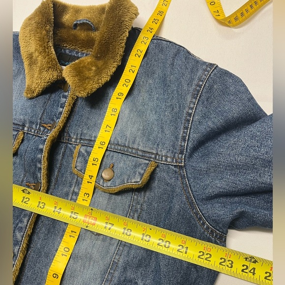 Faux Fur Lined Denim Jacket pacific rose Classic Vintage blue Jean women’s L Y2K - Picture 7 of 9